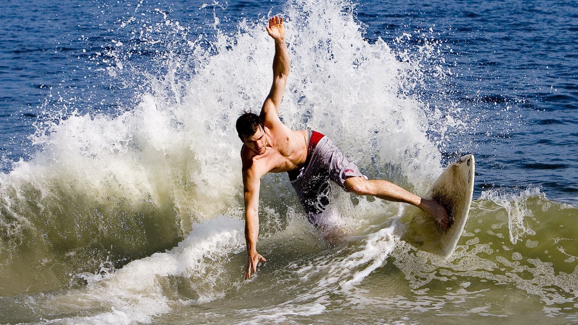 世界杯精彩瞬间合集：绝佳片段一一呈现！，世界杯精彩剪辑